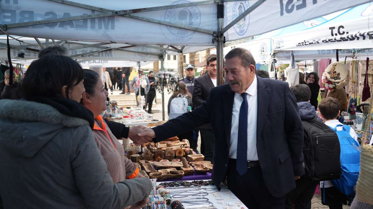 Milas’ta El Emeği Ürünler Hanımeli Pazarı’nda Sergileniyor 6